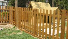 庭院防腐木围墙：木围墙多少钱一米？